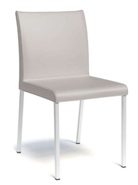 chaise-design-gaudi-par-perfecta