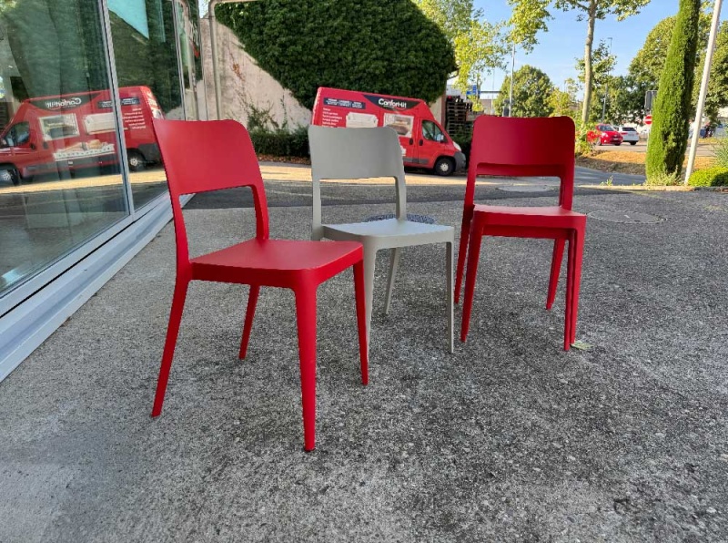 chaises-nene-liquidation-2