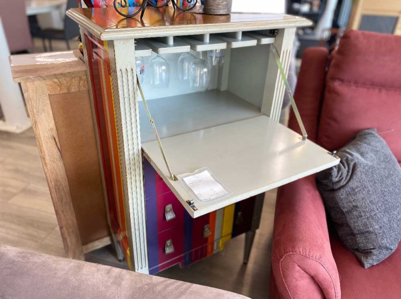 chiffonnier-bar-jacob-histoire-alice-ouvert