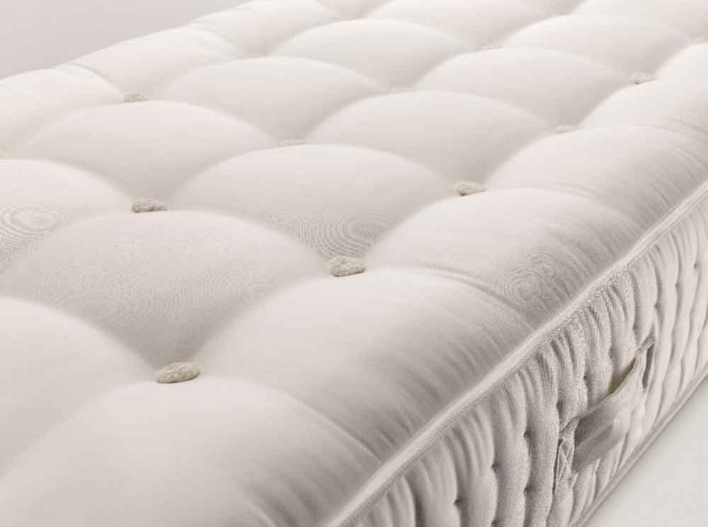 matelas-bel-etage-capitonnage